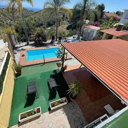 Villa La Paz Benajarafe Exteriör bild