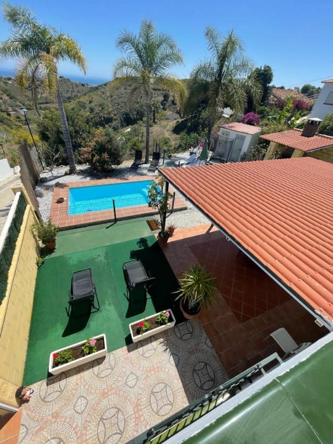 Villa La Paz Benajarafe Exteriör bild